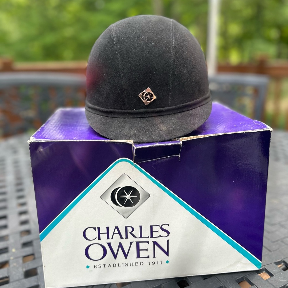 Brand new JR8 Charles Owen size 6 7/8
